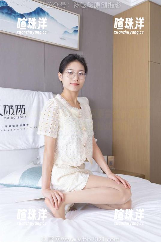 BoBoSocks袜啵啵 - 想要尝试小甜豆的ol风裤下载？只能先过过眼瘾。