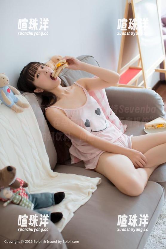 BoLoli菠萝社-柳侑绮Sevenbaby BoLoli菠萝社 - 更新!柳侑绮Sevenbaby的写真:在马尔代夫的“水下咖啡馆”没拍到饮料,但拍了些怪鱼!