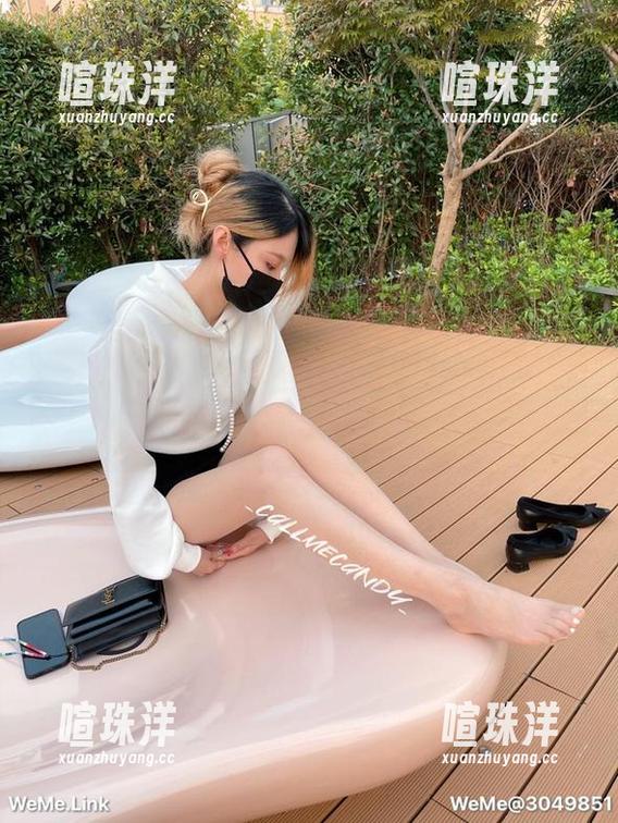微密圈 - Callmecandy黑色足迹，随时提供美图资源，让你满脑子都是它！