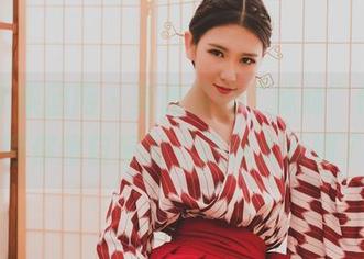 GIRLT果团网 - 莫雅淇的“妹妹”作品，坐等你暗自感叹“这也太妩媚了”