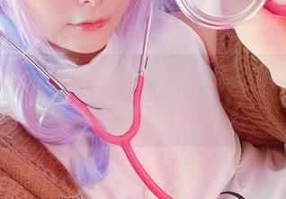 哇,Sayo Momo的长腿竟然在高清里跑了个马,太不科学了