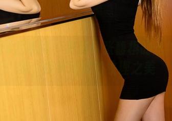 UGirls尤果网 - 更新!张馥棋的丝袜写真集,探寻细致的纹理之美