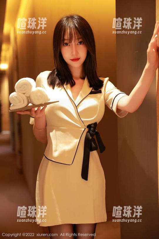 Xiuren秀人网 - 见过周周不吃香菜短裤的图包，就像在读一本无字书，还挺耐人寻味。