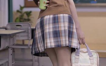 Xiuren秀人网 - 新生代的徐莉芝Botty泳池图包,最新上线,活力四射,让人心潮澎湃。