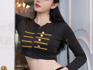 Xiuren秀人网 - 更新!李宓儿的美图,今天的焦点当然是那如蛇般的腰!