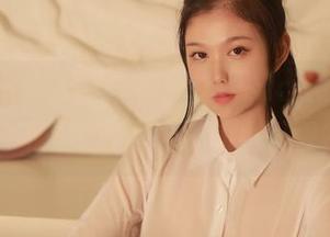 Xiuren秀人网 - 梓萱Crystal女孩套图,还是能唤醒内心的小怪兽?