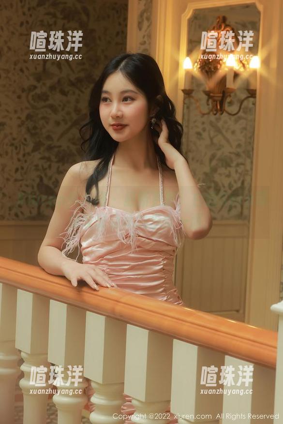Xiuren秀人网-白微Sera Xiuren秀人网 - 最新更新:白微Sera带你发现隐藏的少女一面!