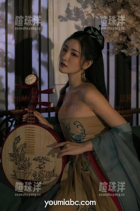 YouMi尤蜜荟 - 向小圆，我只想说：这网袜有料，真不想给你打个圆满的结尾！