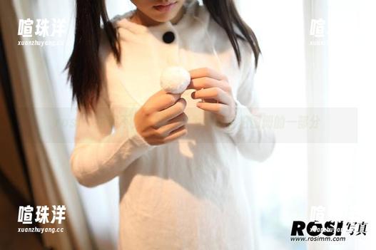 rosi - 拍照不久，她已成为小莉自拍图册的一部分