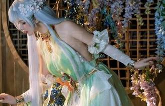 七月喵子的美脚写真,真是值得一看…再看…