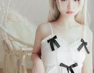 十二年学霸都没见过的校服馆,来自十万珍吱伏特的精品图库