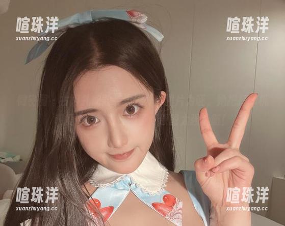 古阿扎 微密圈 - 古阿扎职业装大公开:图片为证,她把打印机和复印机都有压倒了,原图太强心脏!