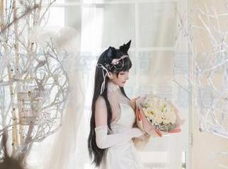 在下萝莉控ii演绎瘾时尚,蕾丝拼出的美图细节感,值得慢慢琢磨。