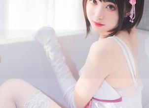 又一组宫本桜的私拍,碧蓝航线舰长图资源让人唏嘘。