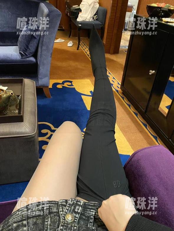 微密圈 - ”黑色“遇上宸大小姐，定制时刻，你不想错过的画面