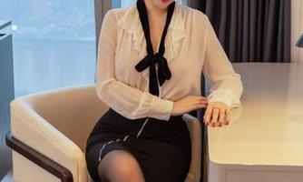 尤蜜荟 - 悄悄告诉你,娇喘JC的新私拍,制服穿搭似乎让人脑洞大开。