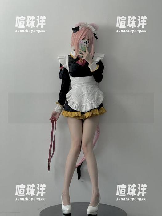 幼爱youmeko的棉袜美图，灵魂画师该出动了！