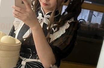 无筝ryou秘书图集,充满了眼神的交流,美图太诱人了。