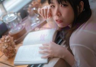 更新了!无颜小天使wy在体操服里上演‘天使也有不灵光的时候’!