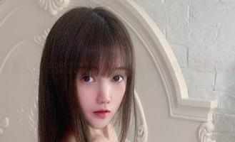 不收费！快来欣赏星野咪兔白丝的姿态，无敌吸睛！