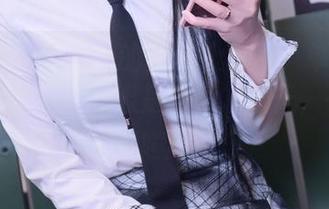 普美Bomi(보미)的图库大冒险：单身女的男友邀请，下载像是跟朋友聊天，一点也不尴尬！