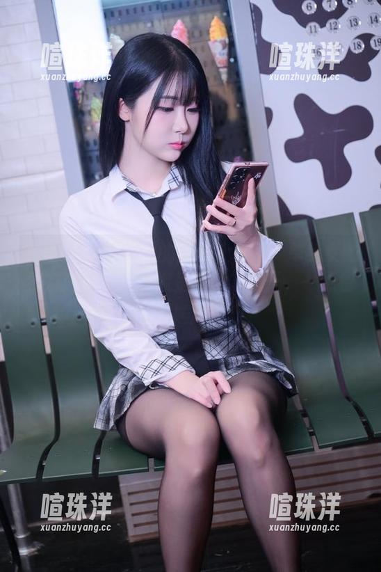 普美Bomi(보미)的图库大冒险：单身女的男友邀请，下载像是跟朋友聊天，一点也不尴尬！