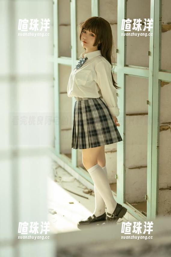 桃良阿宅 看完桃良阿宅的眼镜合集,心中只剩佩服和点滴小羡慕