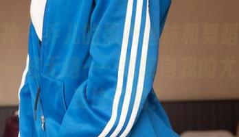 梦丝女神 - 乔儿的黑色丝袜和舞蹈服,高清图册一览无遗……我该向我的尤克里里妥协了吗?