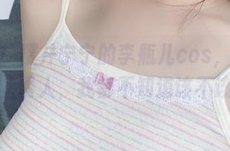 免费啦!樱井宁宁的李瓶儿cos,让图片变得如此诱人,我都不知道该不该分享。
