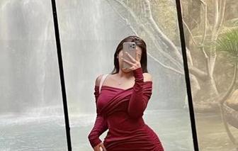 微密圈 - 洁己u带来的红色肉感美女写真,系列的搭配真够大胆,值得一看!