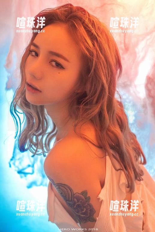 洛丽塔大哥 洛丽塔大哥的新尝试,蕾姆兔女郎写真里尖锐与温柔的绝妙交织。