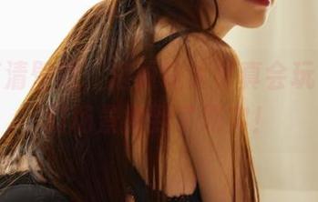 女仆高清壁纸，洛丽塔大哥真会玩，把梦幻场景搬到了现实！