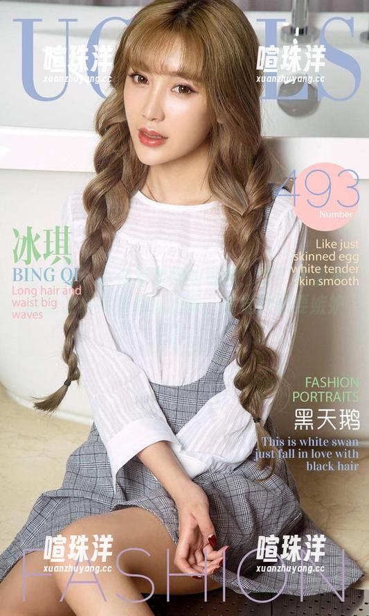 爱尤物 - 小卷卷老师的私拍：哇！这清纯得能让小姑娘都佩服啊，感觉我都要嫉妒了。