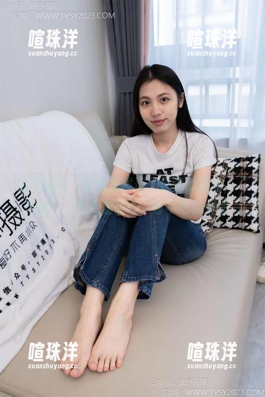 甜予摄影-思思 甜予摄影 - 网盘里发现了思思的新品,“肉丝”(脚尖加固版)等不吧就看呗。