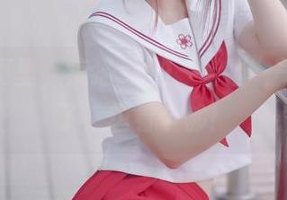 白裙写真里,疯猫ss的“喵喵”气场太强了,想看个够!