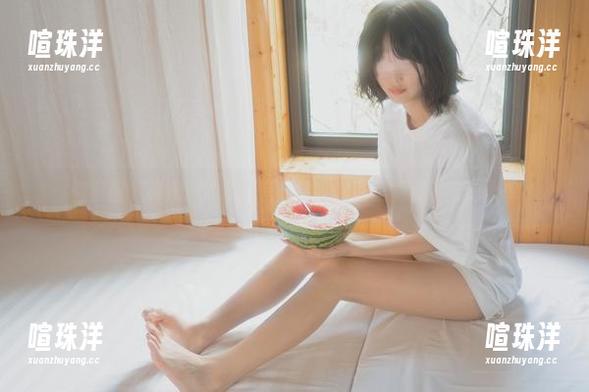 微密圈 - 禅院熏的浴缸音乐会，套图里竟藏着泡泡歌单