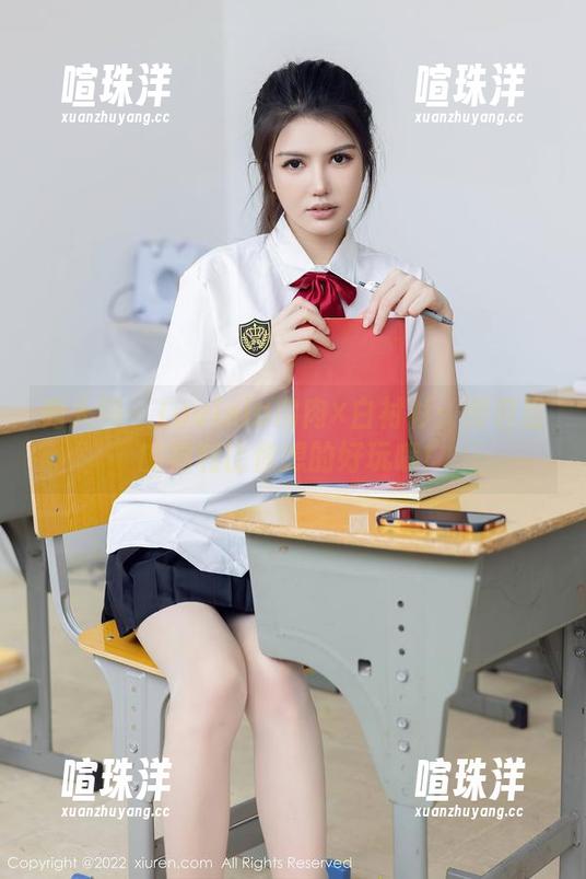 秀人网-Lavinia肉肉 秀人网 - Lavinia肉肉×白衬衫:图包里的福利比你想的好玩哦!