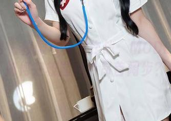 秀人网 - 校服写真大作战:MODEL伊若如何在校园风中昂首阔步?