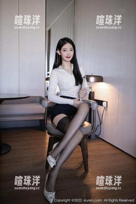 秀人网-林文文 秀人网 - 纯白不是洁白,林文文的合集里,竟然一点圣光都没有。
