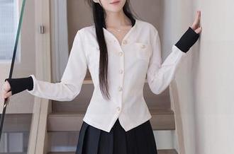 秀人网 - 林文文的校服写真,真该考虑下载当桌面了!