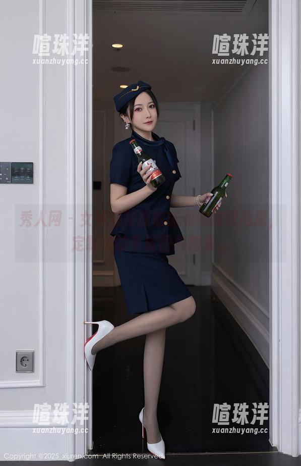 秀人网-瑶啊摇的瑶 秀人网 - 女神瑶啊摇的瑶和她的双马尾,定制你的专属图片档案。