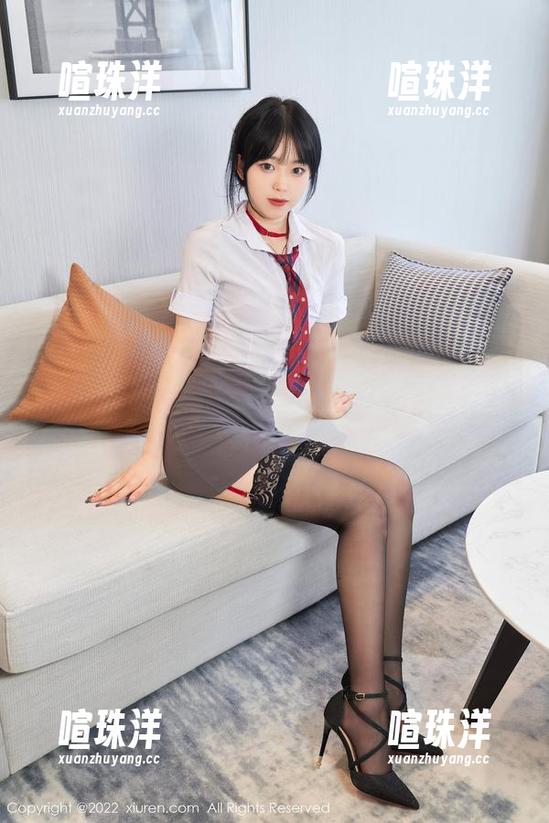 秀人网 - 看赵小米kitty体操服图集，保证你看完后想立马自学体操，但别忘了先热身哦！