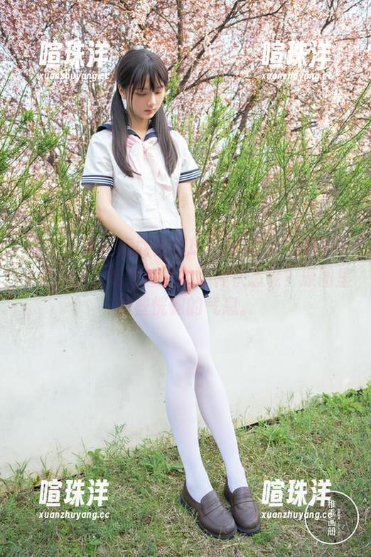 稚乖画册-赤西夜夜 稚乖画册 - 赤西夜夜放下图集后,初音少女的脸怎么想到睡觉的那种状态呢?原图里有些恍惚的气息。