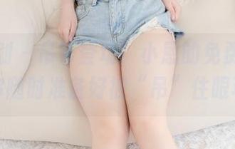 紧急企划 - 吊带登场!小恩的免费图包,让你随时准备好被“吊”住眼球。