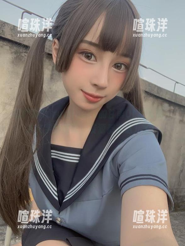 胡桃猫Kurumineko的甘雨OL写真集，从文字到画面，资源都在这儿了！