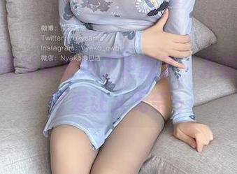 荒井喵喵写真集终于更新了，扑面而来的可爱让人无奈～