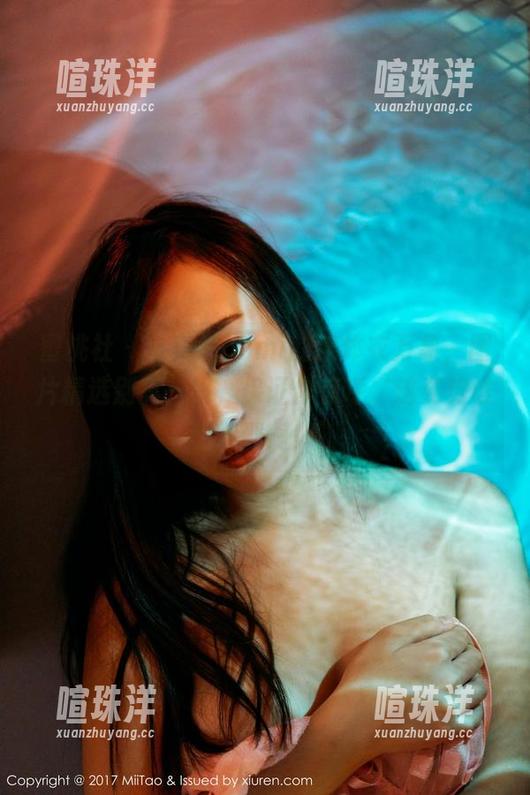 蜜桃社-萌美Moemi 蜜桃社 - 萌美Moemi的连体衣万象,图片精选别具一格,保证你惊呼‘这姿势谁想得到啊!’