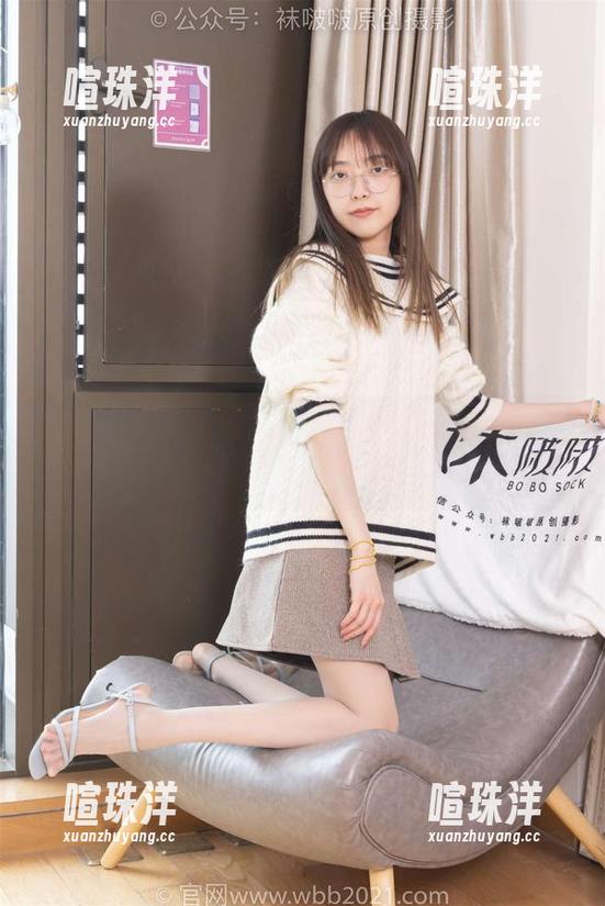 袜啵啵-芝士 袜啵啵 - 芝士的高跟鞋奇遇记:私拍两双,孰能更胜一筹?