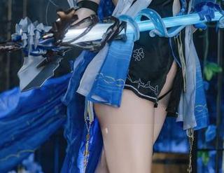阿薰kaOri+牛仔裤=一幅绝妙の壁纸,这公式满分吗?