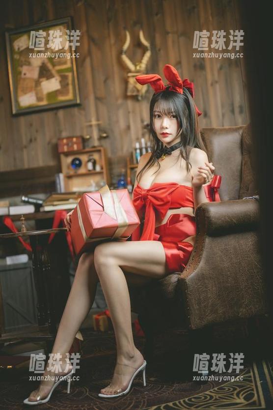 长腿福利，香草喵露露教你如何优雅走路（还是拍照）